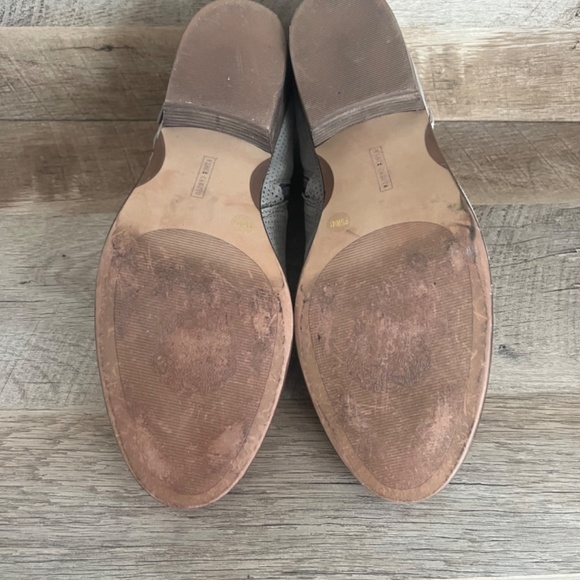 Vince Camuto suede booty size 9.5 W - Picture 4 of 6